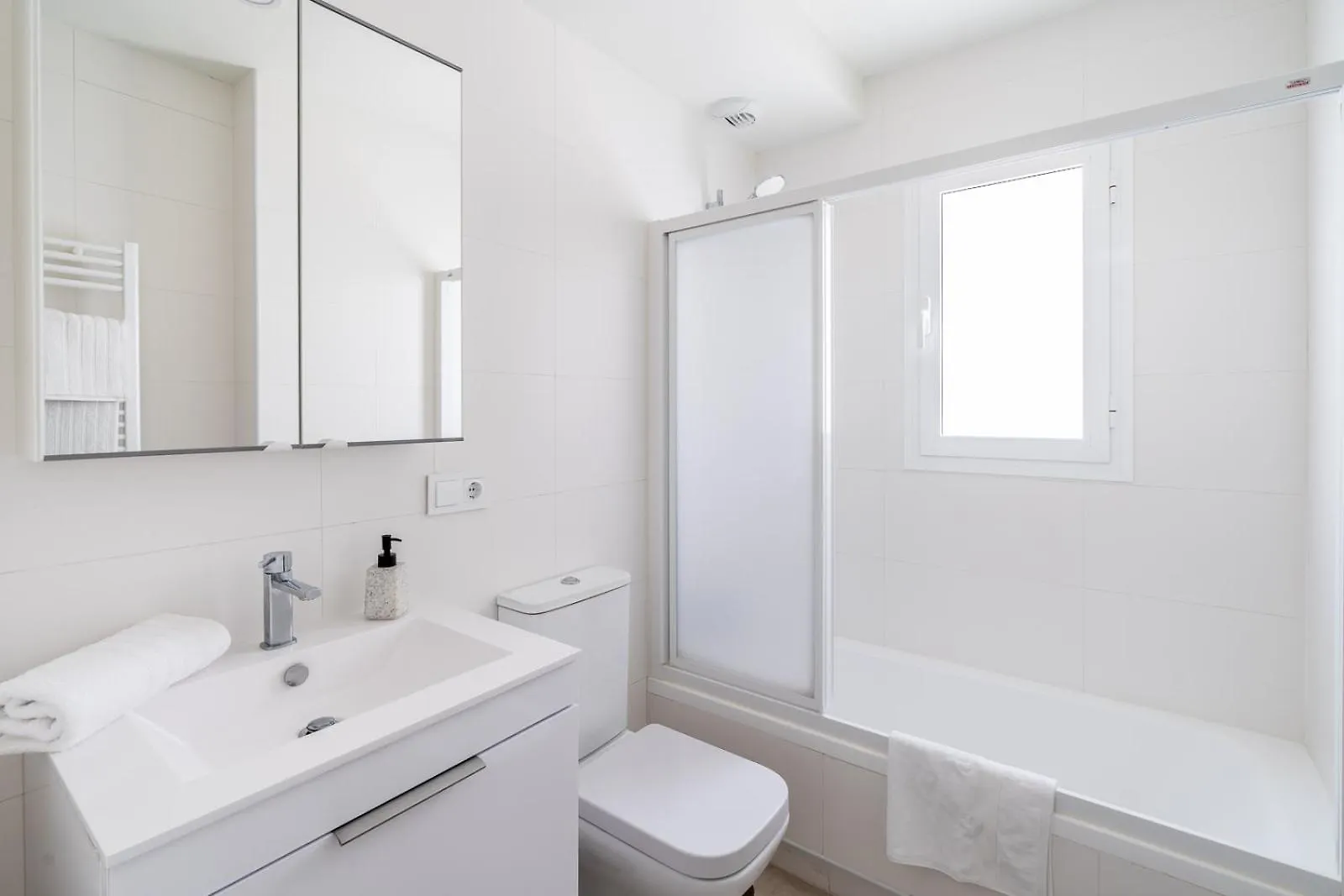 Ar11 Stylish Flat In Perfect Location Apartman Estepona Spanyolország